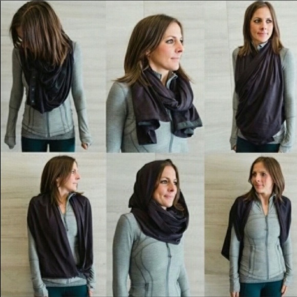 Lululemon Athletica mint green & black stripe vinyasa wrap wear as shawll, scarf - Picture 4 of 8